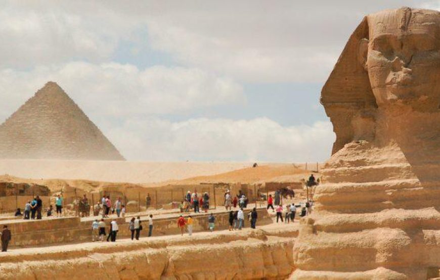 Hurghada: Cairo Day Trip Giza Pyramids, Sphinx and Museum