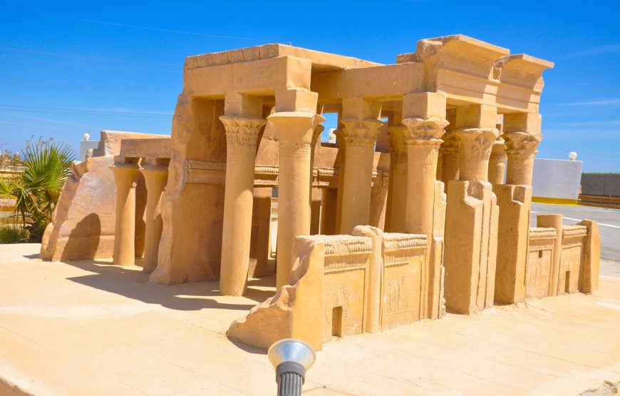 Hurghada: Mini Egypt Park Tour with Transfer