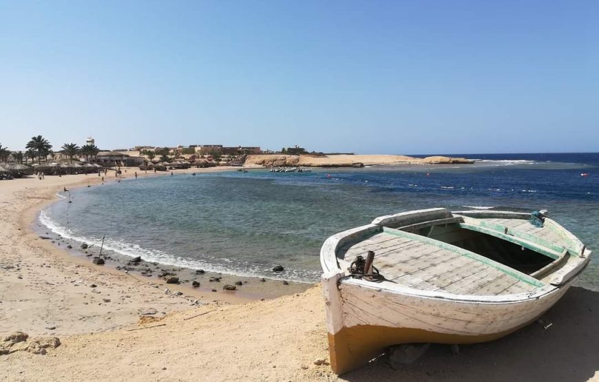 Hurghada: Sharm El Naga Boat Tour with Snorkeling, Lunch